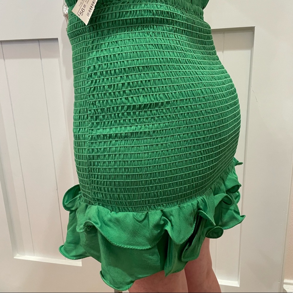 SMOCKED GREEN SKIRT